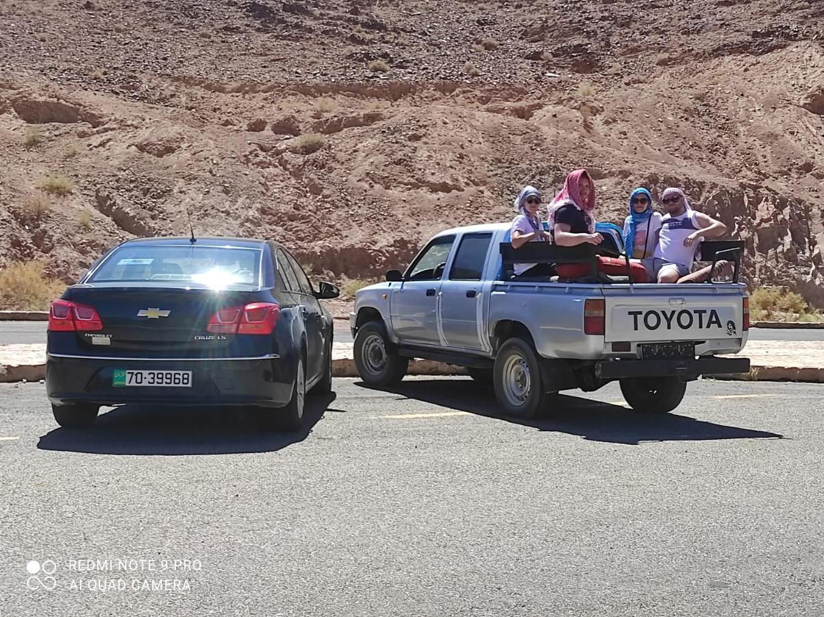 Wadi Rum Camp Stars & Jeep Tour Bagian luar foto