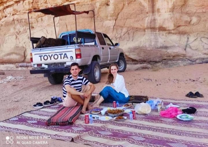 Wadi Rum Camp Stars & Jeep Tour Bagian luar foto